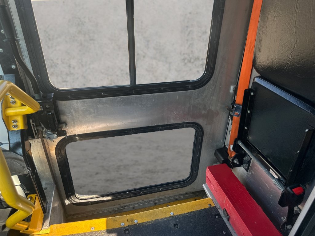 Used 2022 RAM ProMaster 3500 w/ Fleet Safety Group (AWQ) FWD image 29