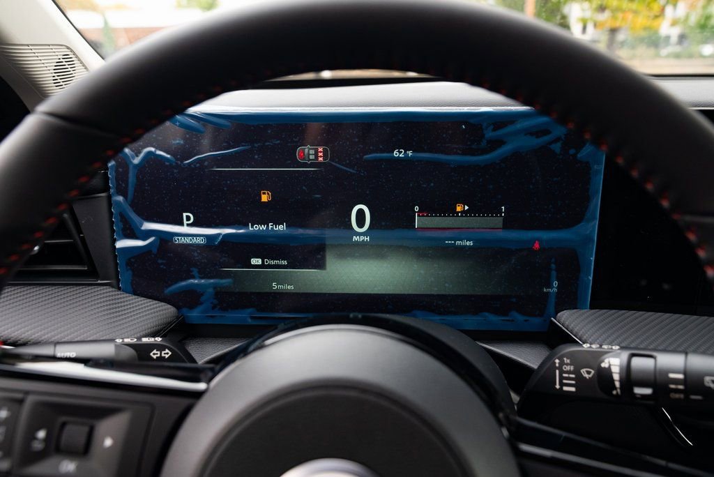 New 2026 Nissan Kicks SR w/ Cold Weather Package image 12