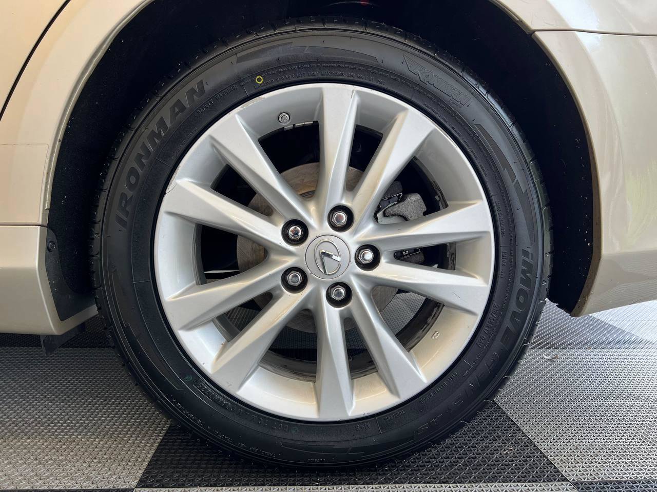 Used 2012 Lexus ES 350 image 29