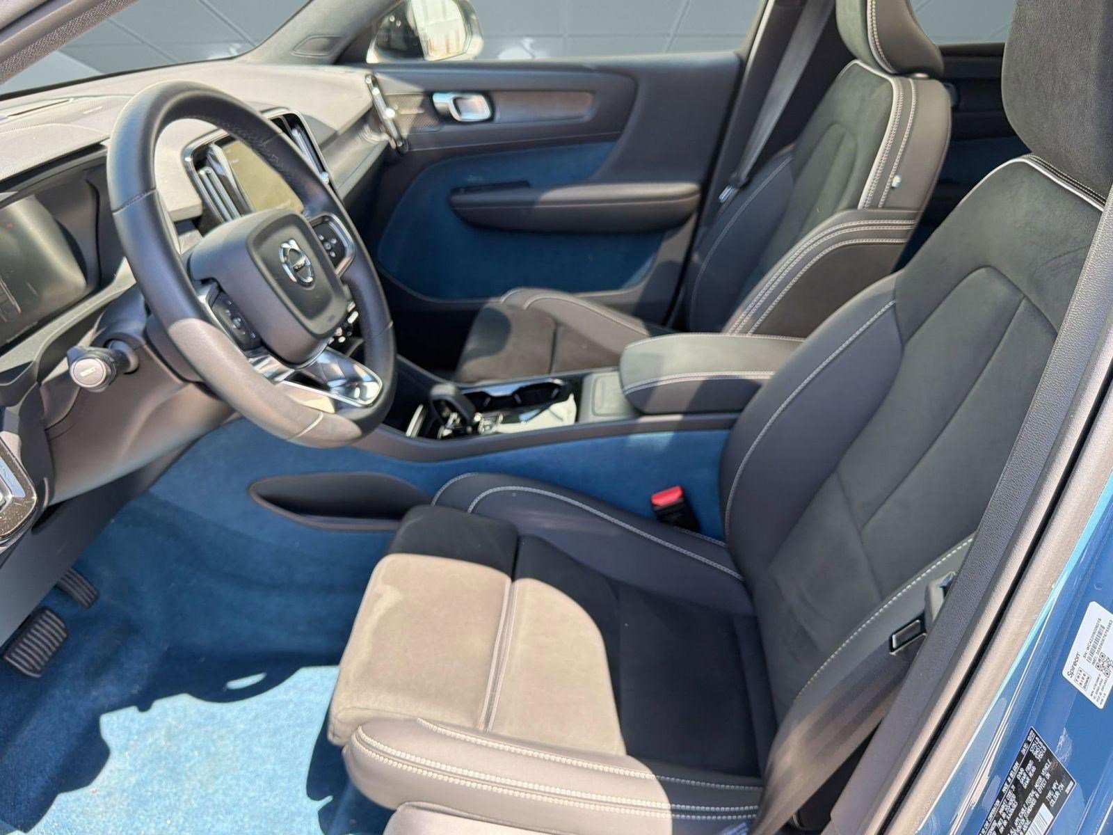 Used 2023 Volvo C40 P8 Recharge Ultimate w/ Protection Package Premier AWD/4WD image 5