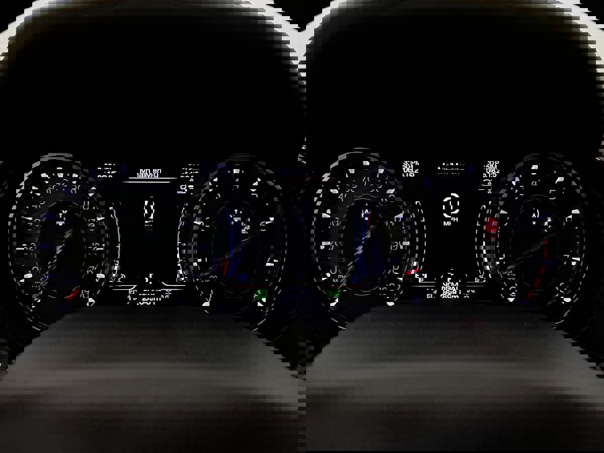 Used 2021 Maserati Levante S image 9