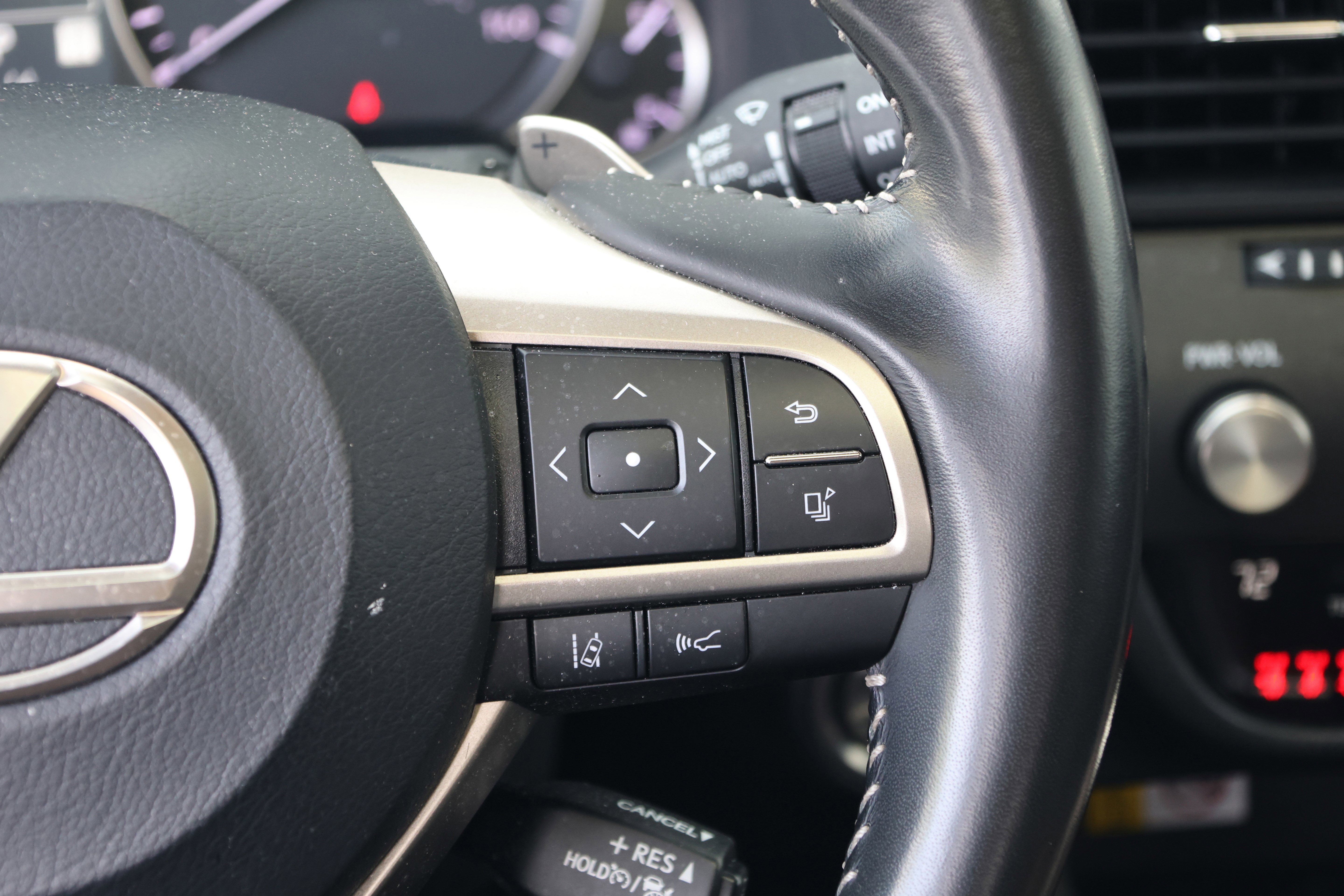 Used 2021 Lexus RX 350 AWD w/ Premium Package image 21