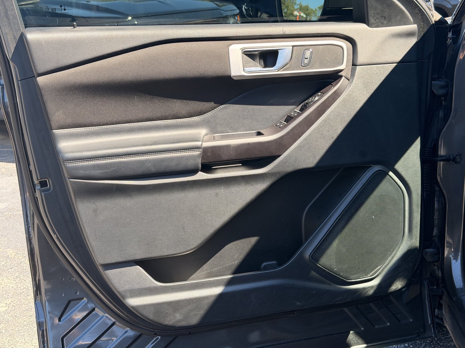 Used 2020 Ford Explorer XLT RWD image 20