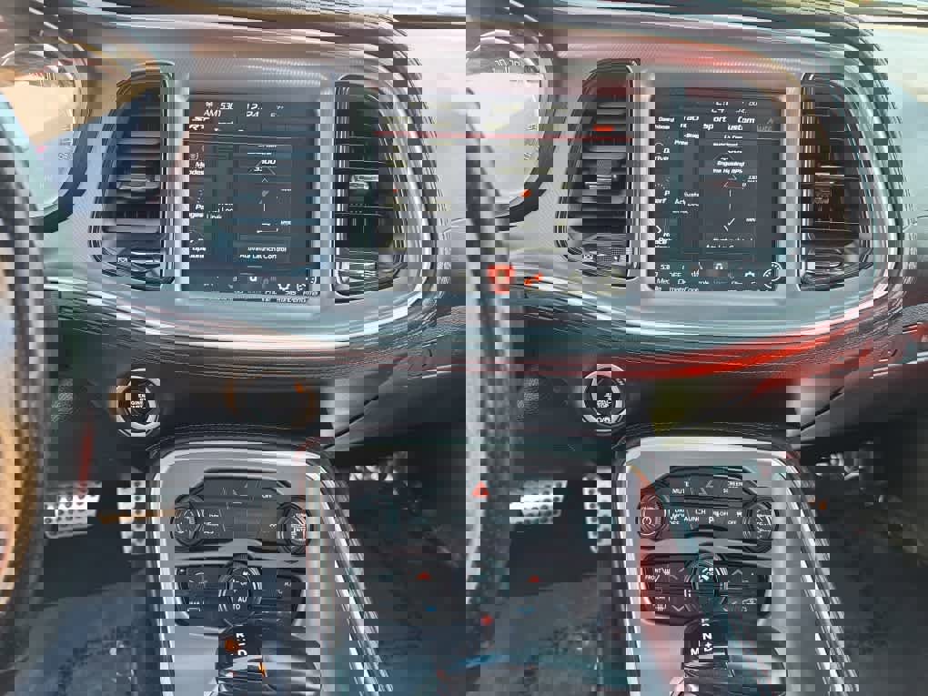 Used 2022 Dodge Challenger R/T Scat Pack w/ Plus Package image 16