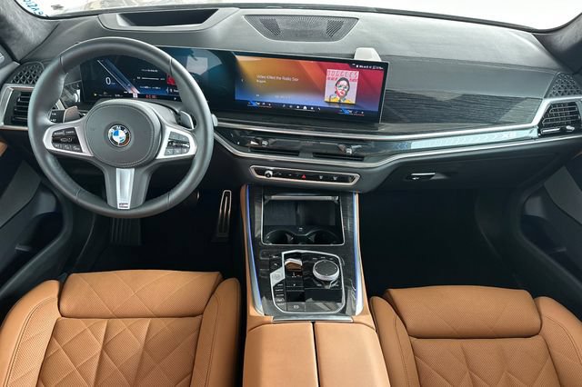 Used 2026 BMW X5 xDrive40i AWD/4WD image 16