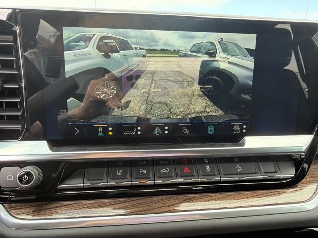 New 2026 Chevrolet Silverado 3500 LT w/ Trail Boss Package AWD/4WD image 15