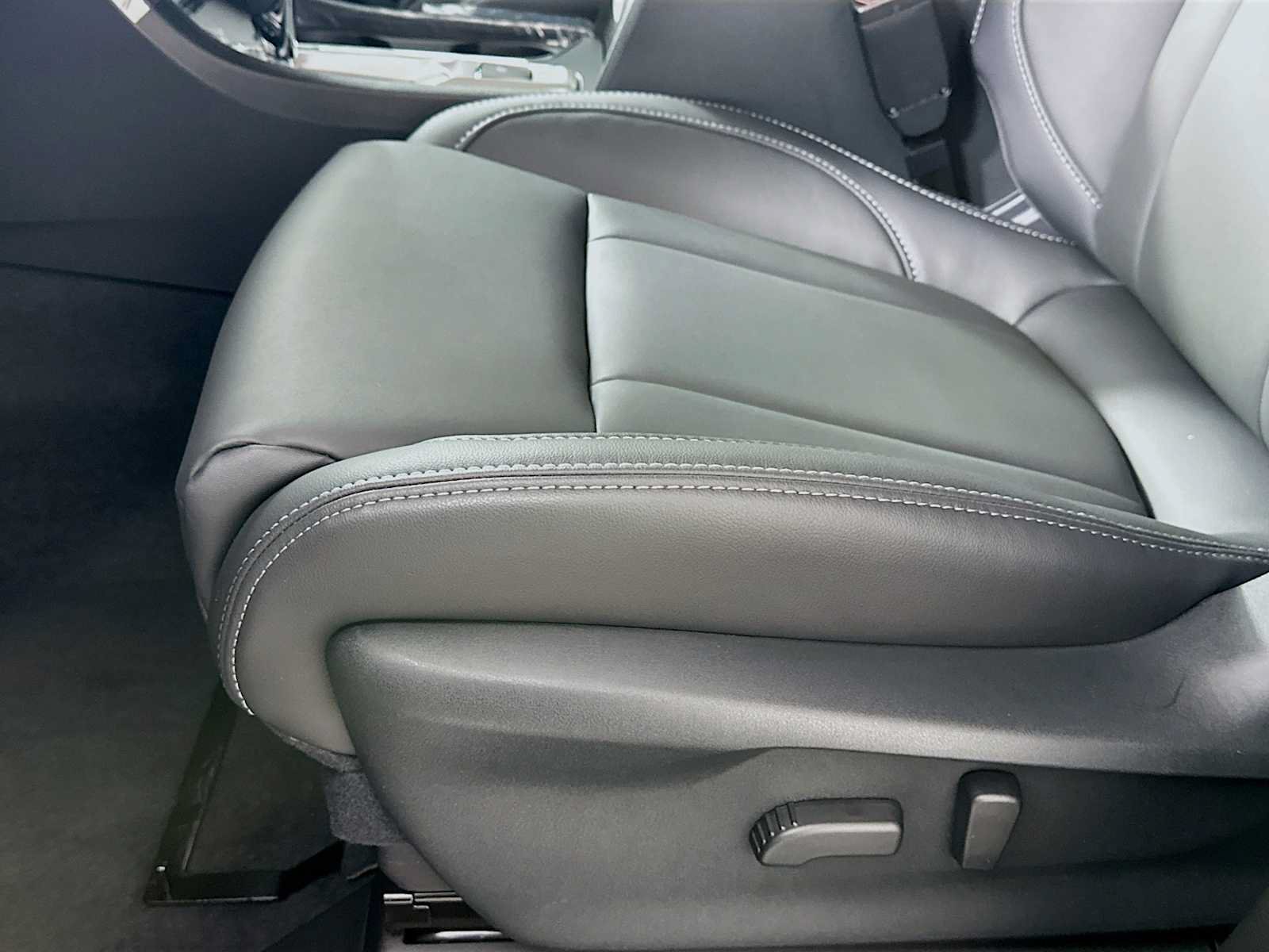New 2026 Subaru Ascent Premium AWD/4WD image 17