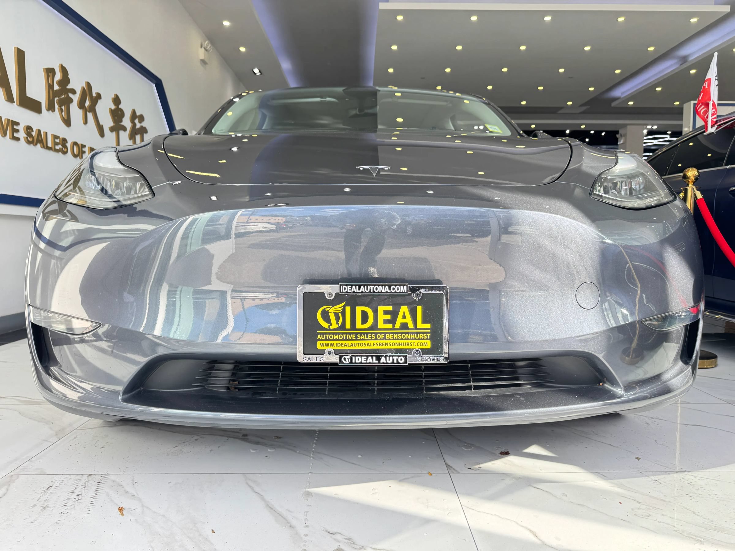 Used 2023 Tesla Model Y Long Range AWD/4WD image 3