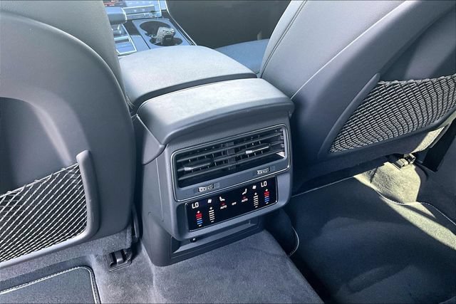 Used 2023 Audi Q8 Premium Plus AWD/4WD image 25
