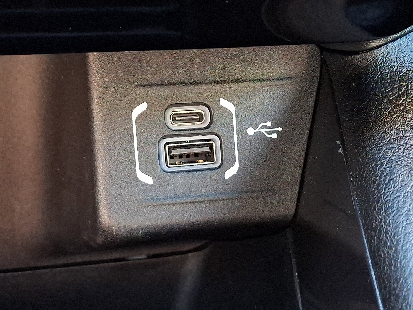 Certified 2023 Jeep Compass Latitude AWD/4WD image 23