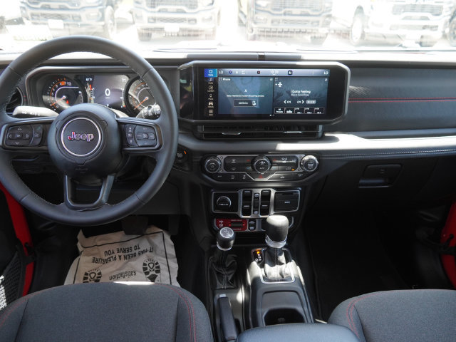 Used 2026 Jeep Wrangler Unlimited Rubicon AWD/4WD image 5