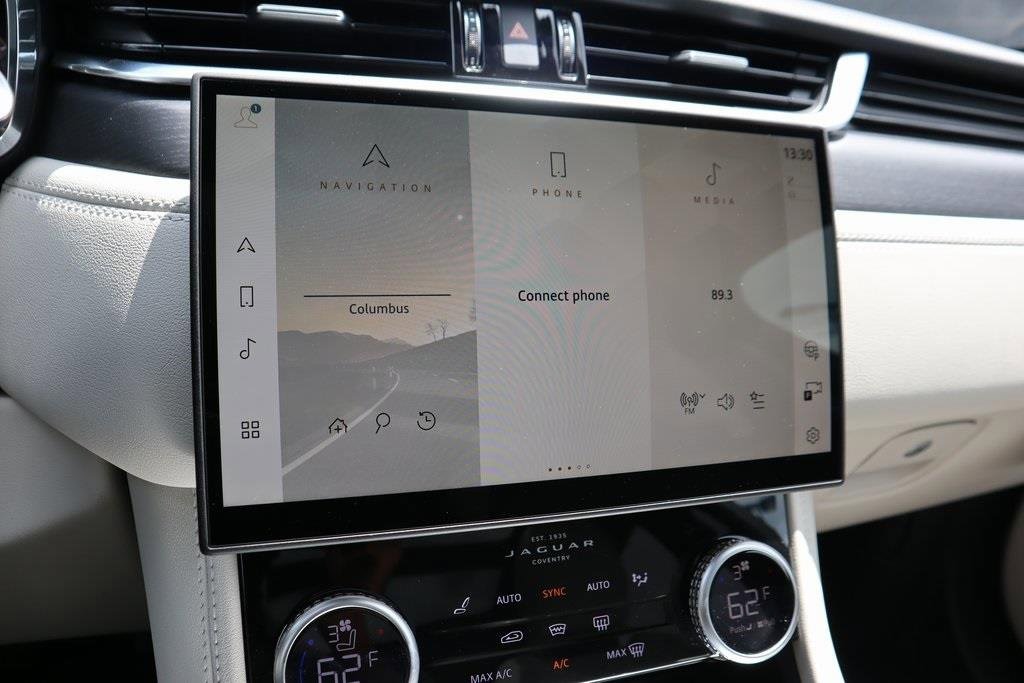 New 2025 Jaguar F-PACE R-Dynamic S image 20