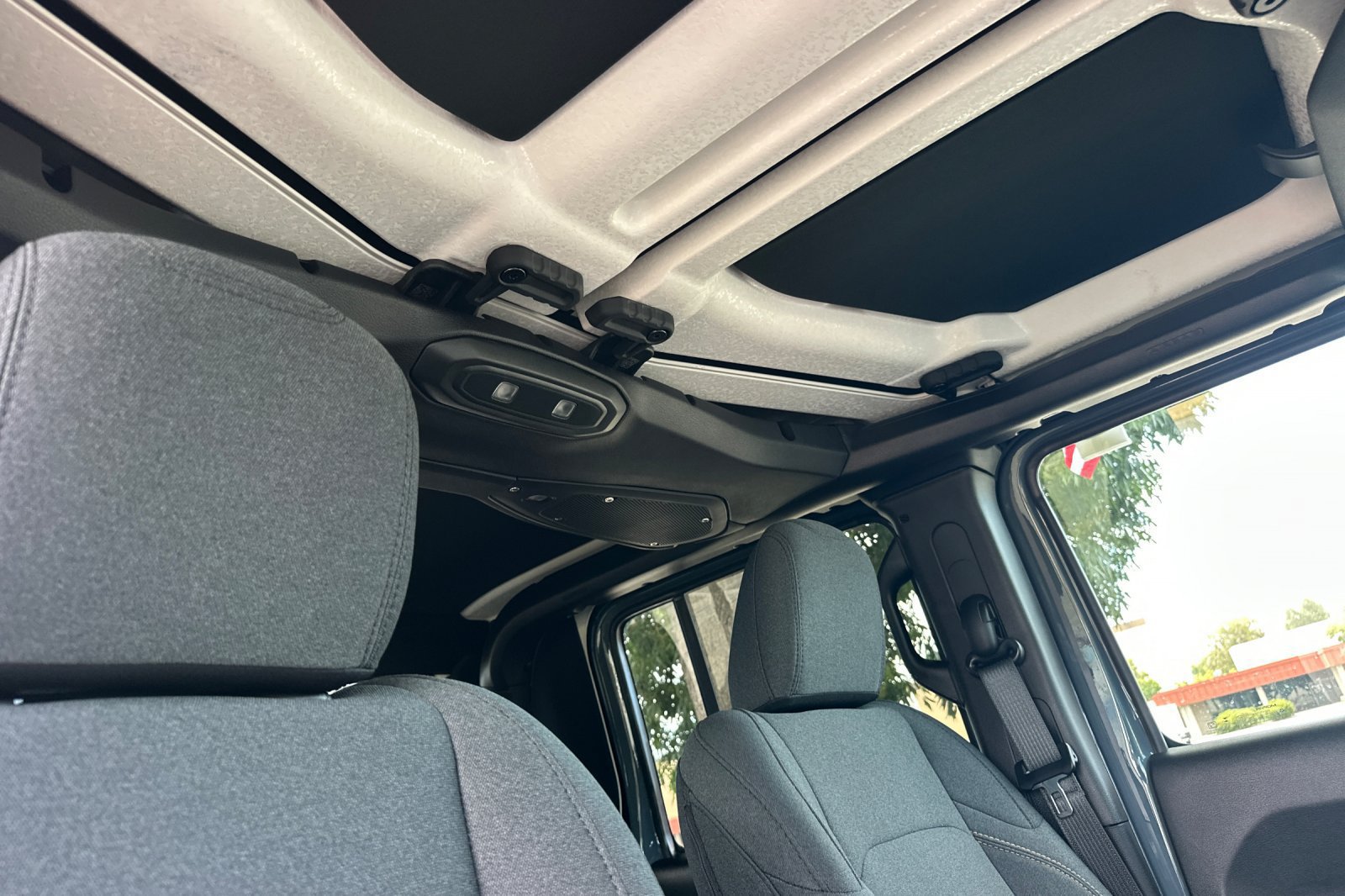 New 2026 Jeep Gladiator Sport AWD/4WD image 15