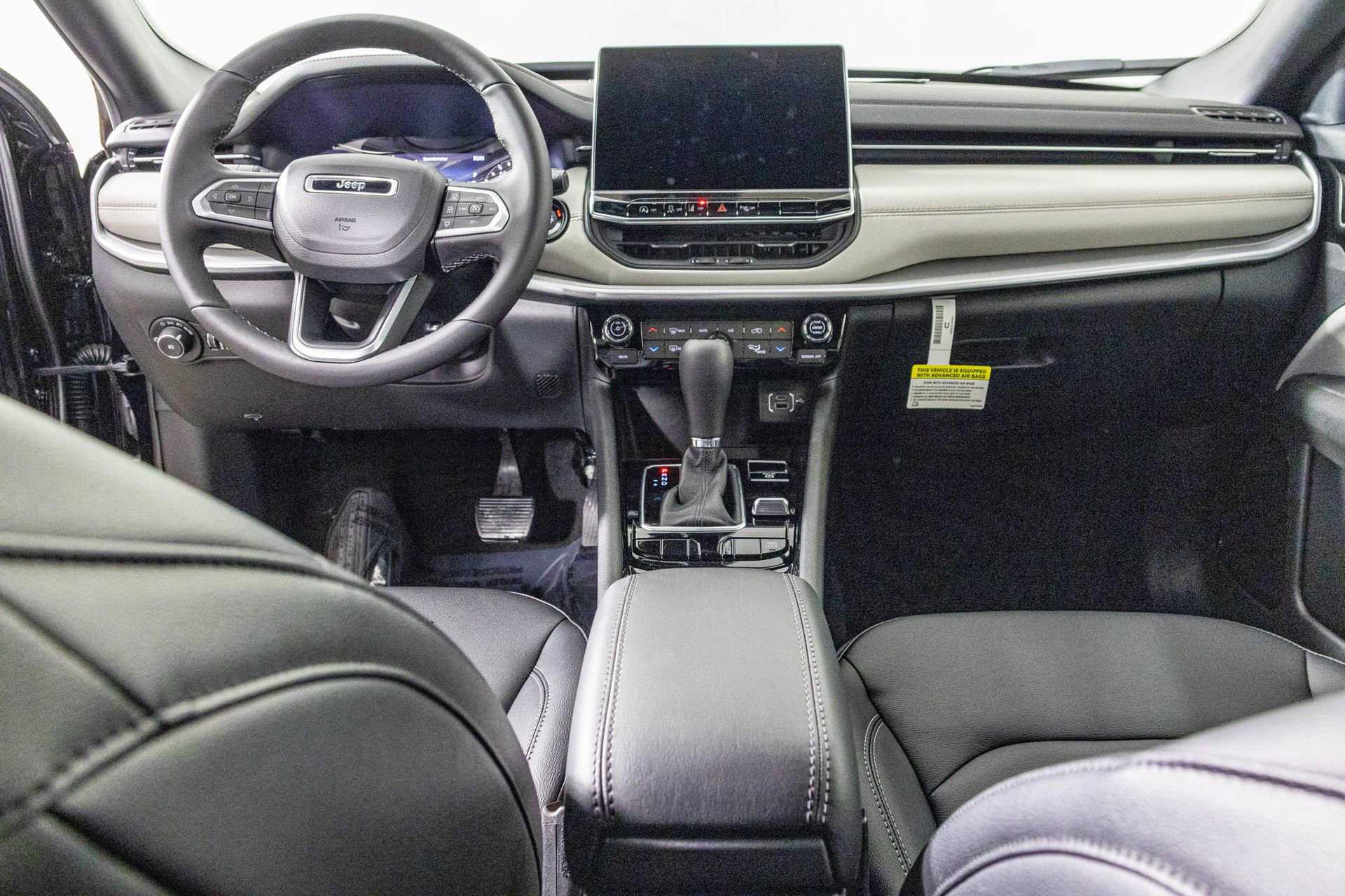 New 2026 Jeep Compass Limited image 19