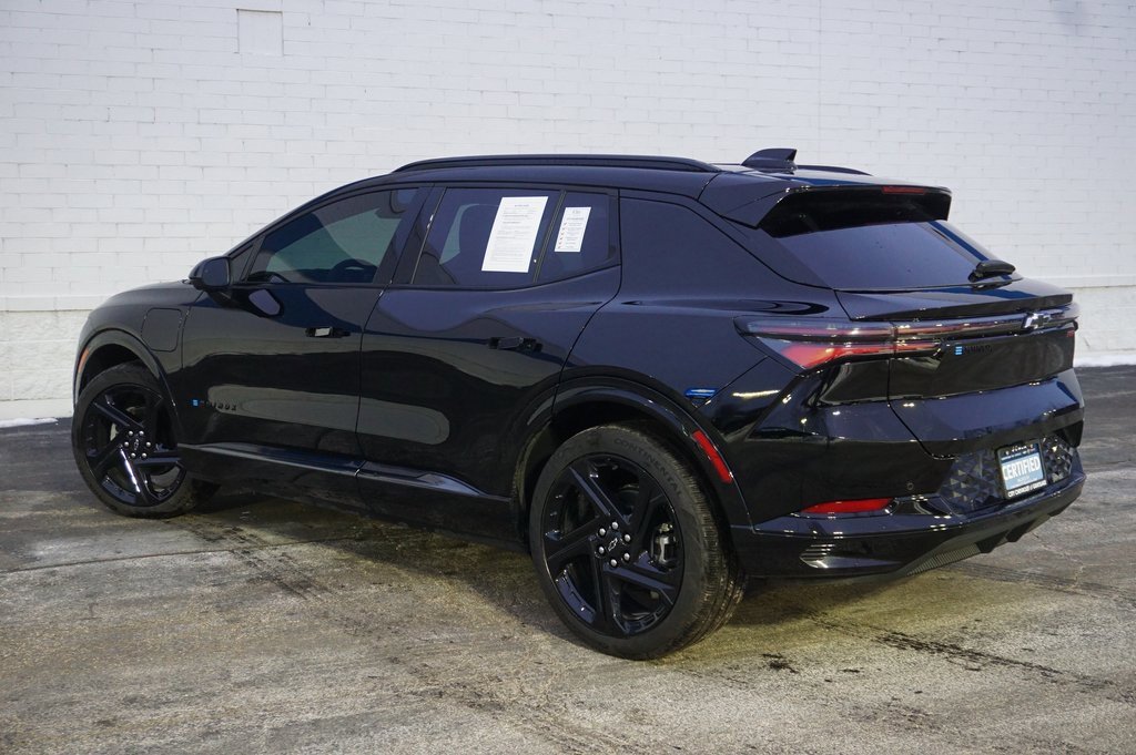 Used 2025 Chevrolet Equinox EV RS image 8