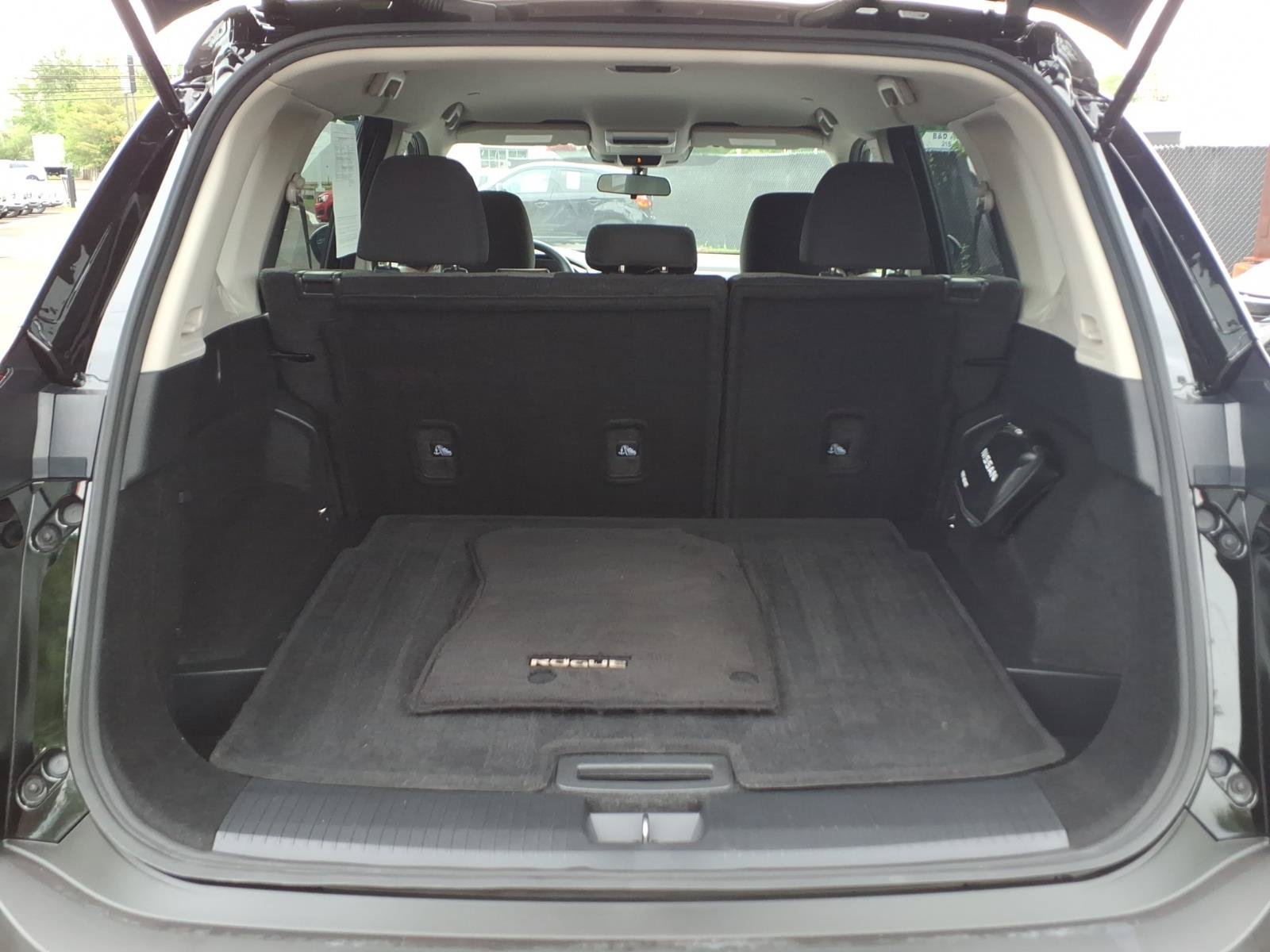 Used 2022 Nissan Rogue S AWD/4WD image 25