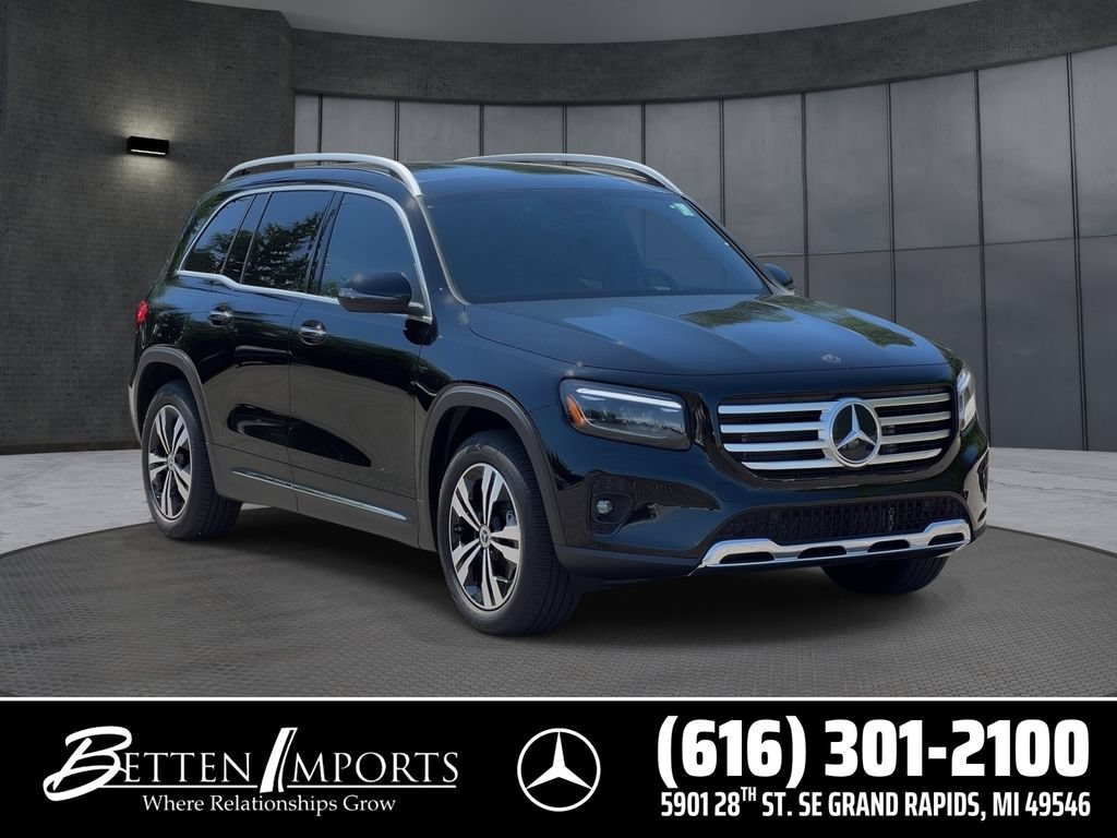 New 2026 Mercedes-Benz GLB 250 4MATIC image 1