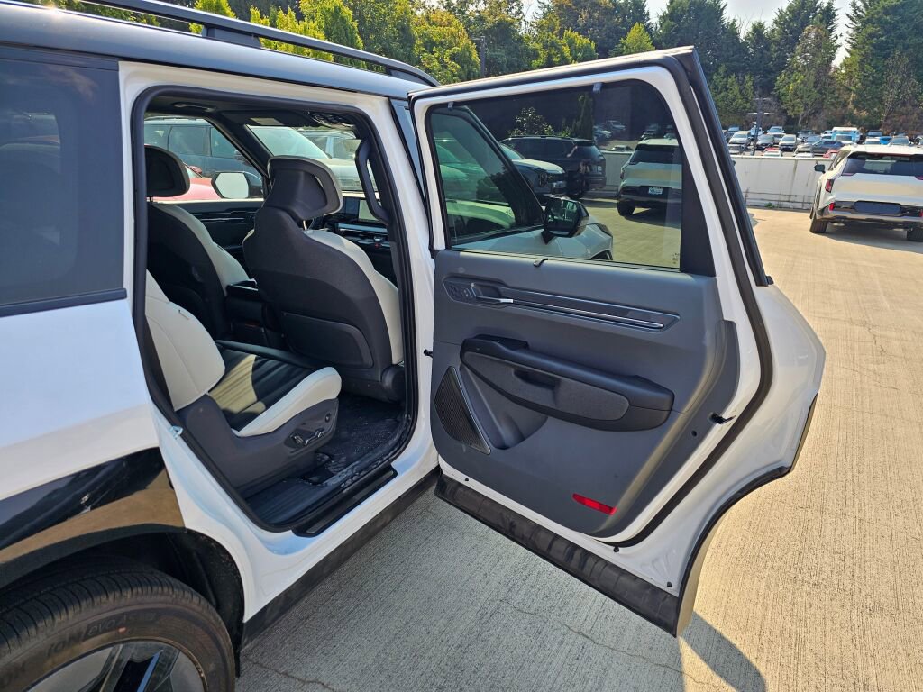 New 2026 Kia EV9 GT-Line image 28