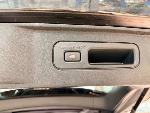 Used 2023 Honda Pilot Elite image 24