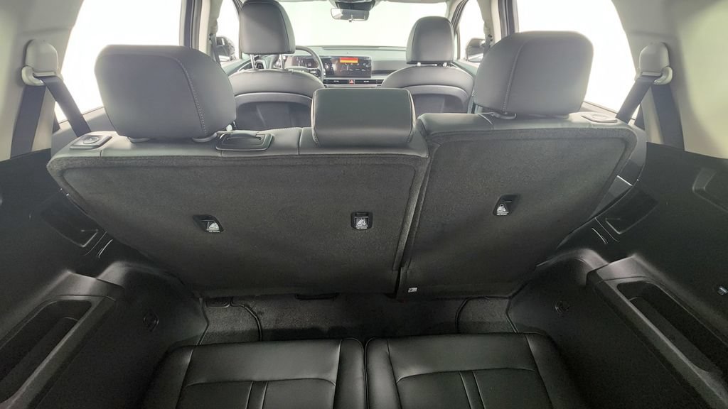 New 2026 Kia Sorento S w/ S Panoramic Sunroof Package FWD image 19