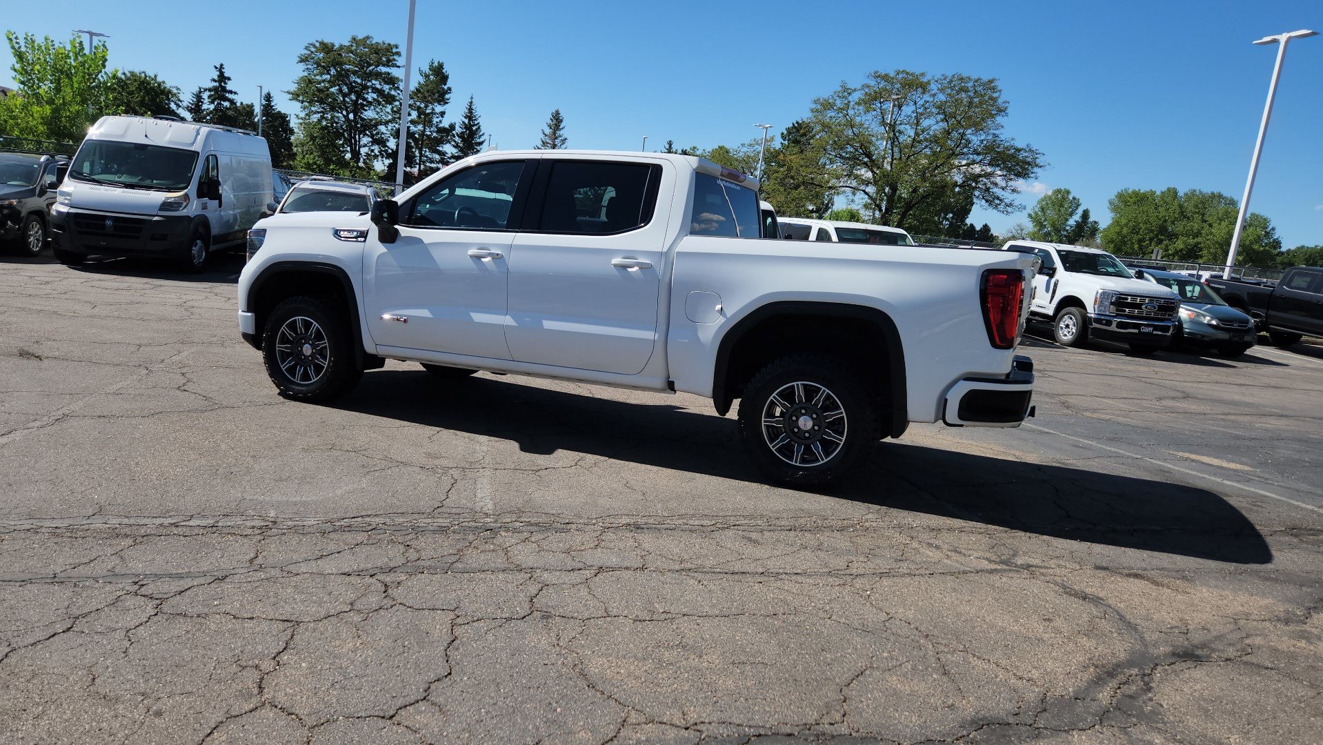 Used 2025 GMC Sierra 1500 AT4 AWD/4WD image 6