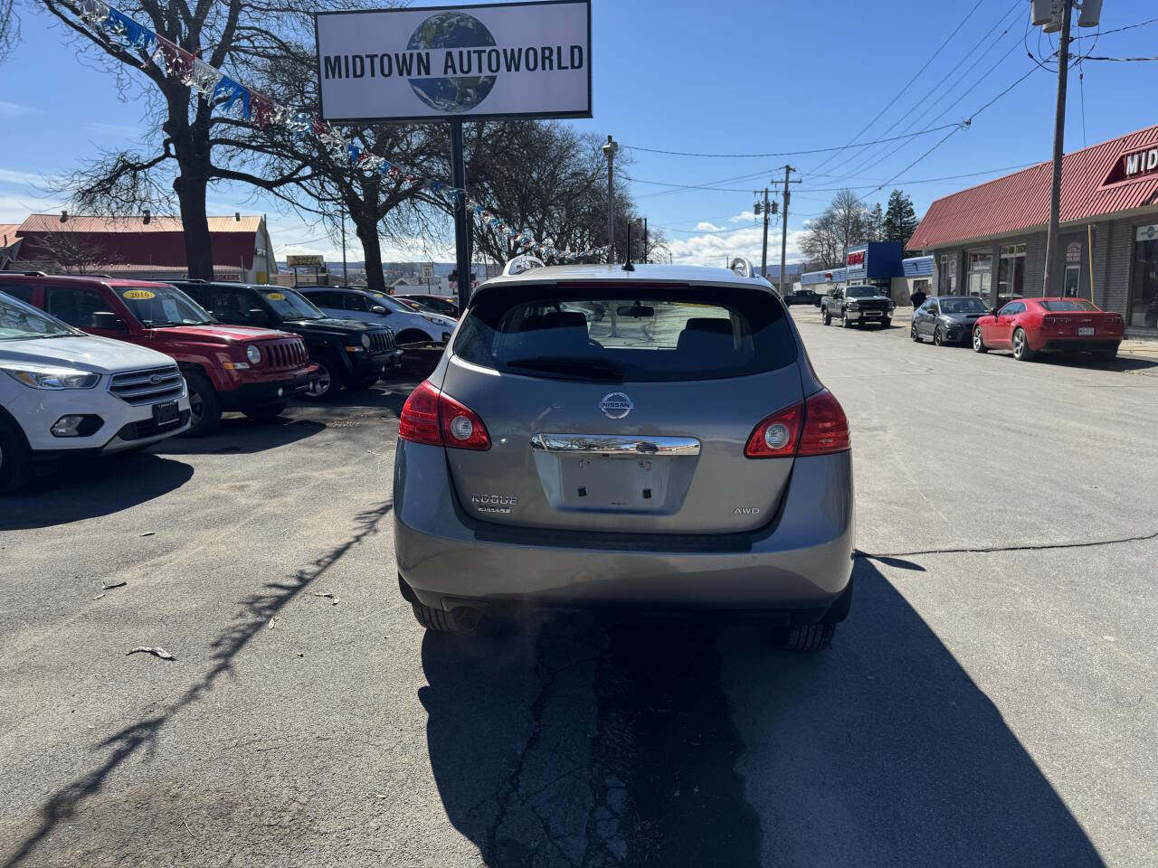 Used 2015 Nissan Rogue S w/ Convenience Package image 4
