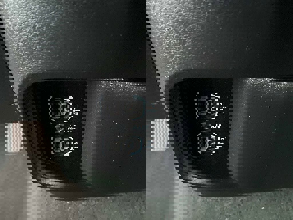 Used 2023 RAM 1500 Big Horn AWD/4WD image 29