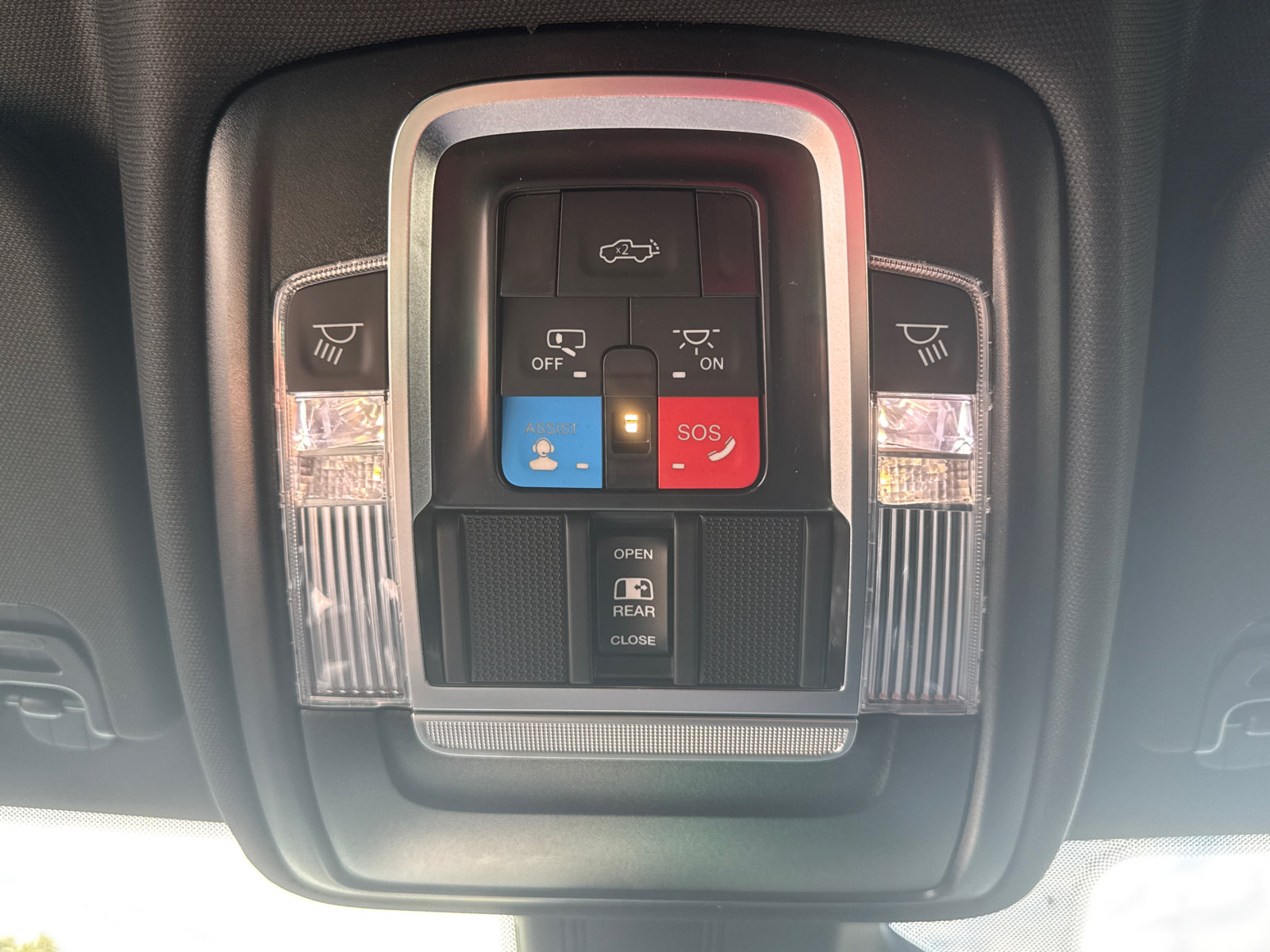 New 2026 RAM 1500 Big Horn AWD/4WD image 11