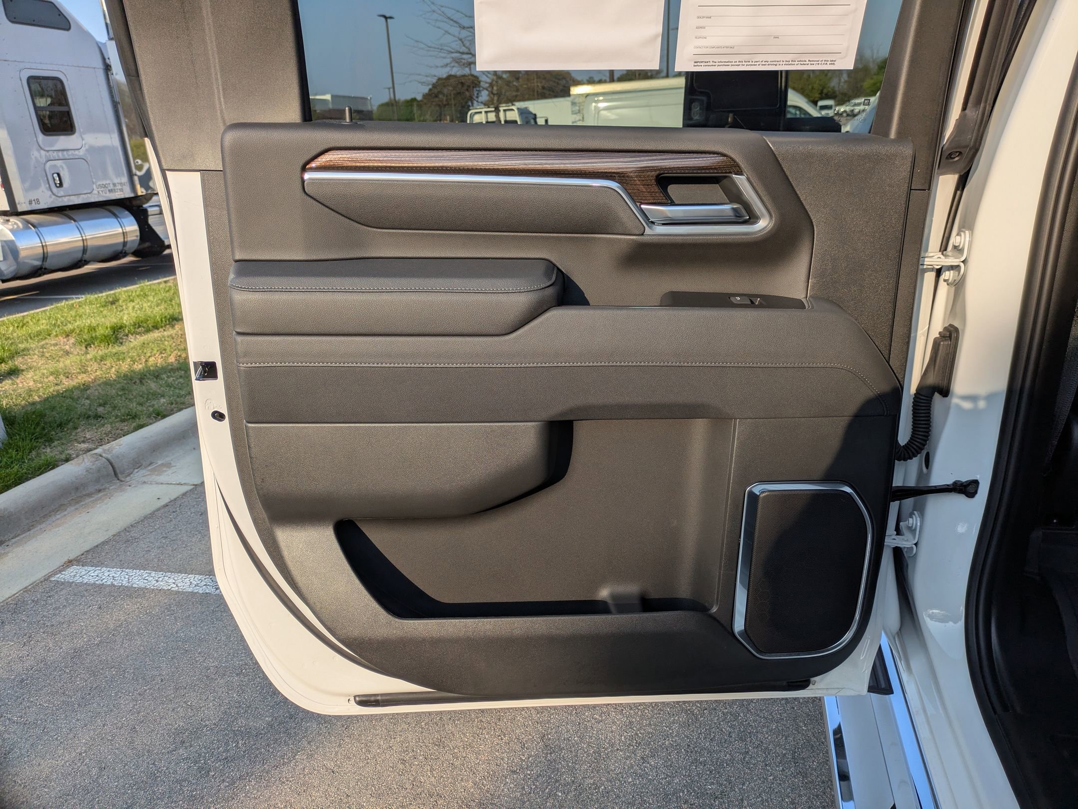 Used 2025 Chevrolet Silverado 2500 LT w/ All Star Edition image 27