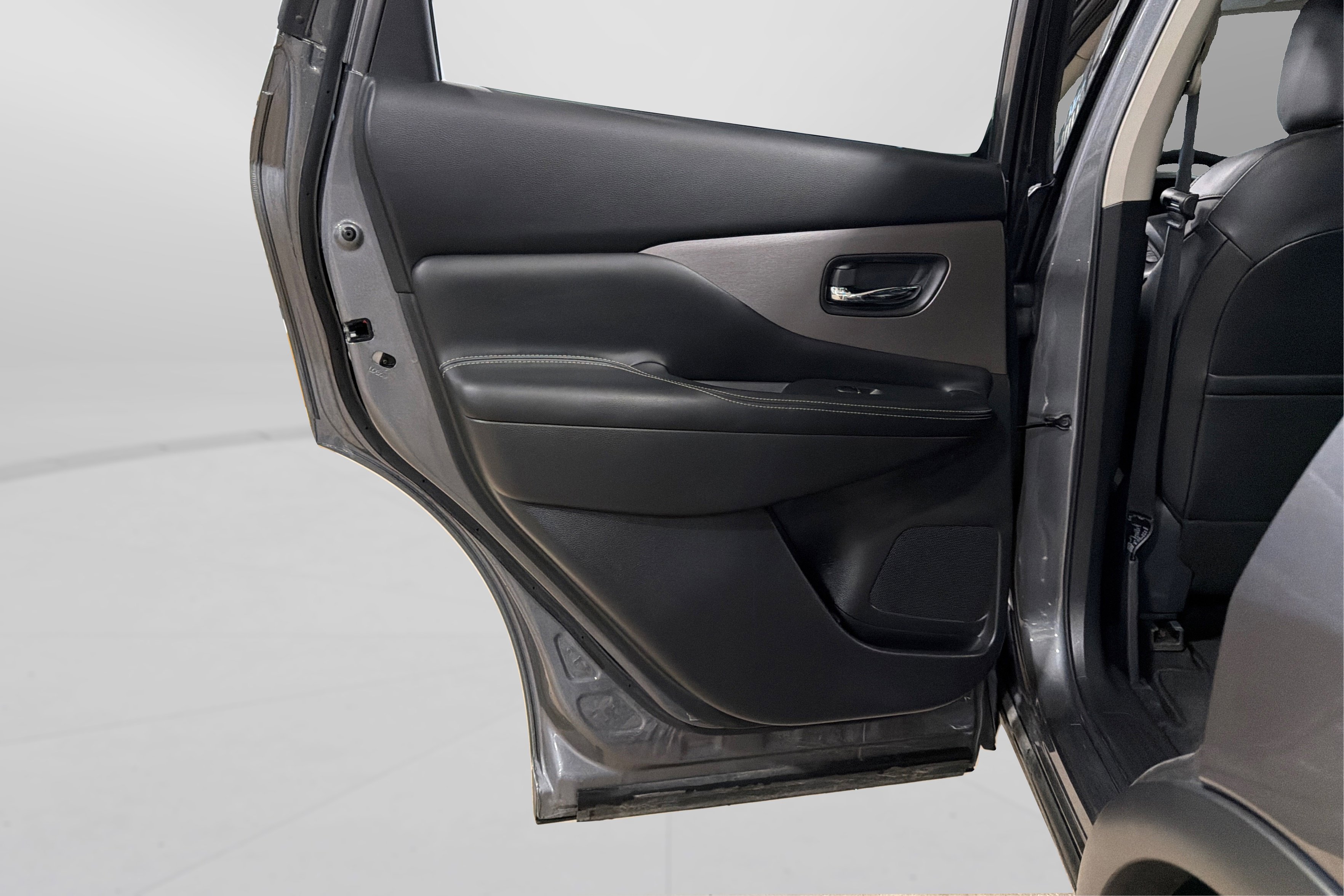 Used 2023 Nissan Murano SL AWD/4WD image 37