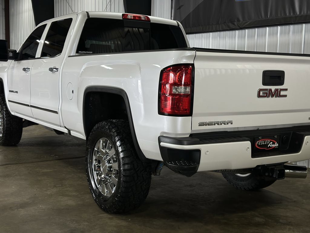 Used 2018 GMC Sierra 2500 Denali w/ Duramax Plus Package image 31