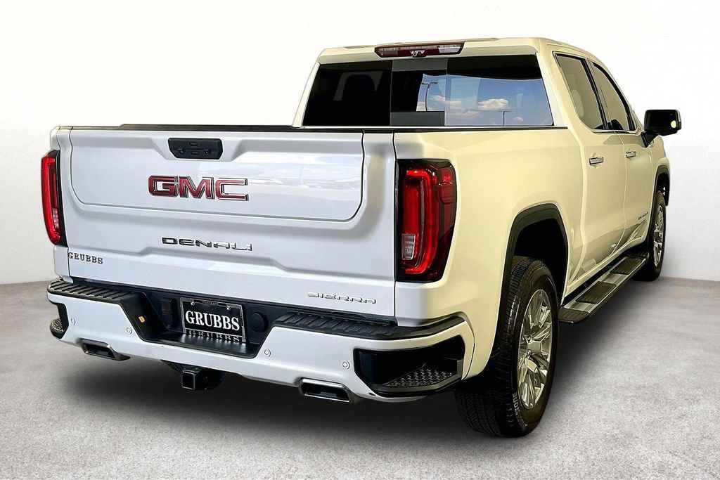 Used 2024 GMC Sierra 1500 Denali w/ Technology Package RWD image 2