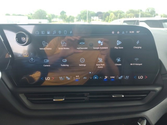 New 2026 Chevrolet Silverado EV LT image 28