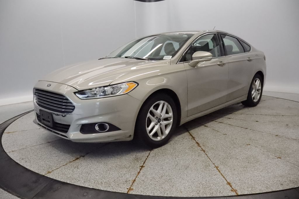 Used 2015 Ford Fusion SE w/ Equipment Group 202A