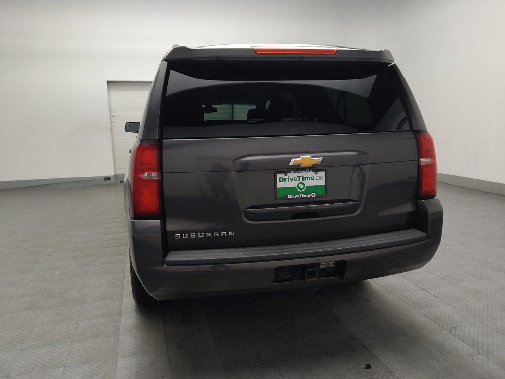 Used 2016 Chevrolet Suburban LS RWD image 6