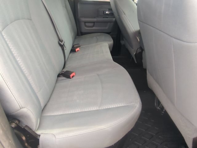 Used 2017 RAM 1500 Classic SLT AWD/4WD image 23