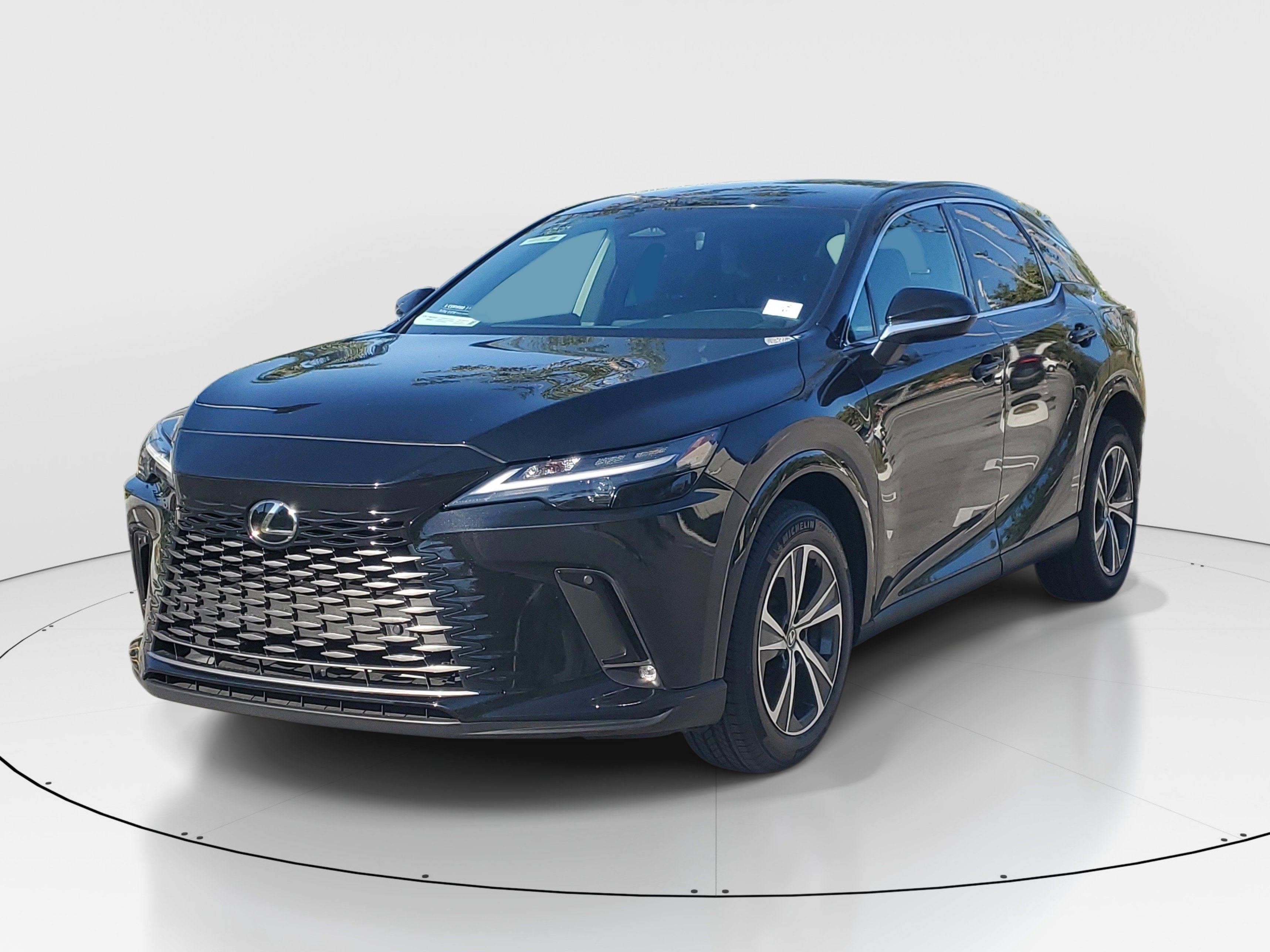 Used 2024 Lexus RX 350 FWD w/ Technology Package image 3