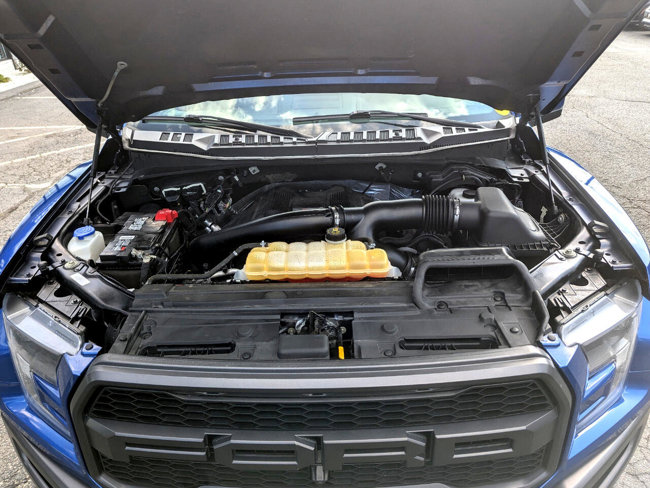 Used 2018 Ford F150 Raptor w/ Equipment Group 802A Luxury image 77