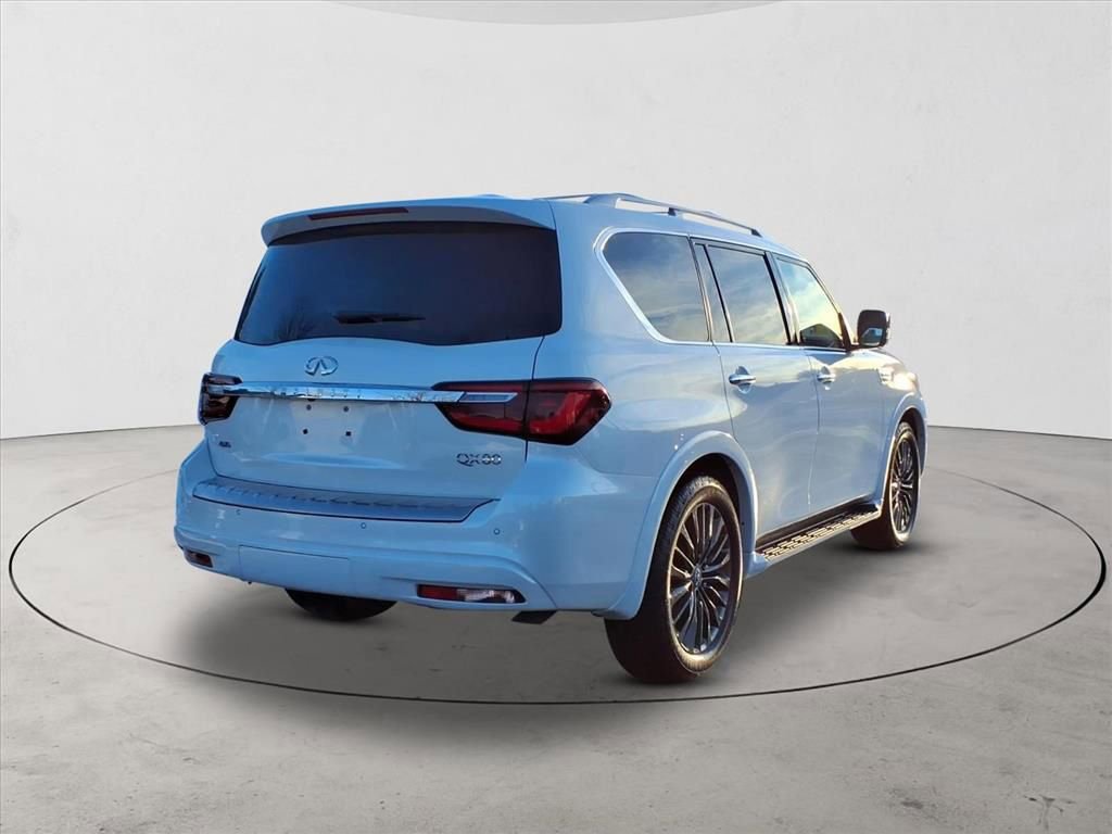 Used 2023 INFINITI QX80 Sensory w/ All-Season Package image 6