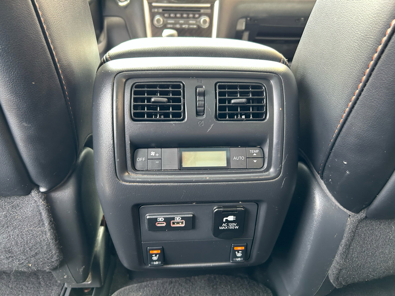 Used 2020 Nissan Pathfinder SL image 24