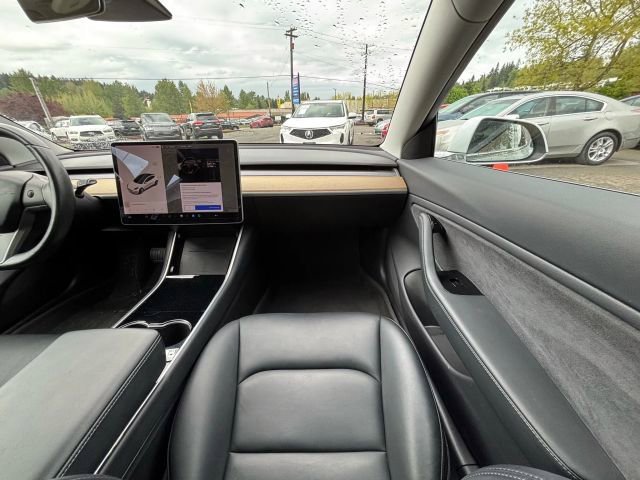 Used 2018 Tesla Model 3 Mid Range image 20