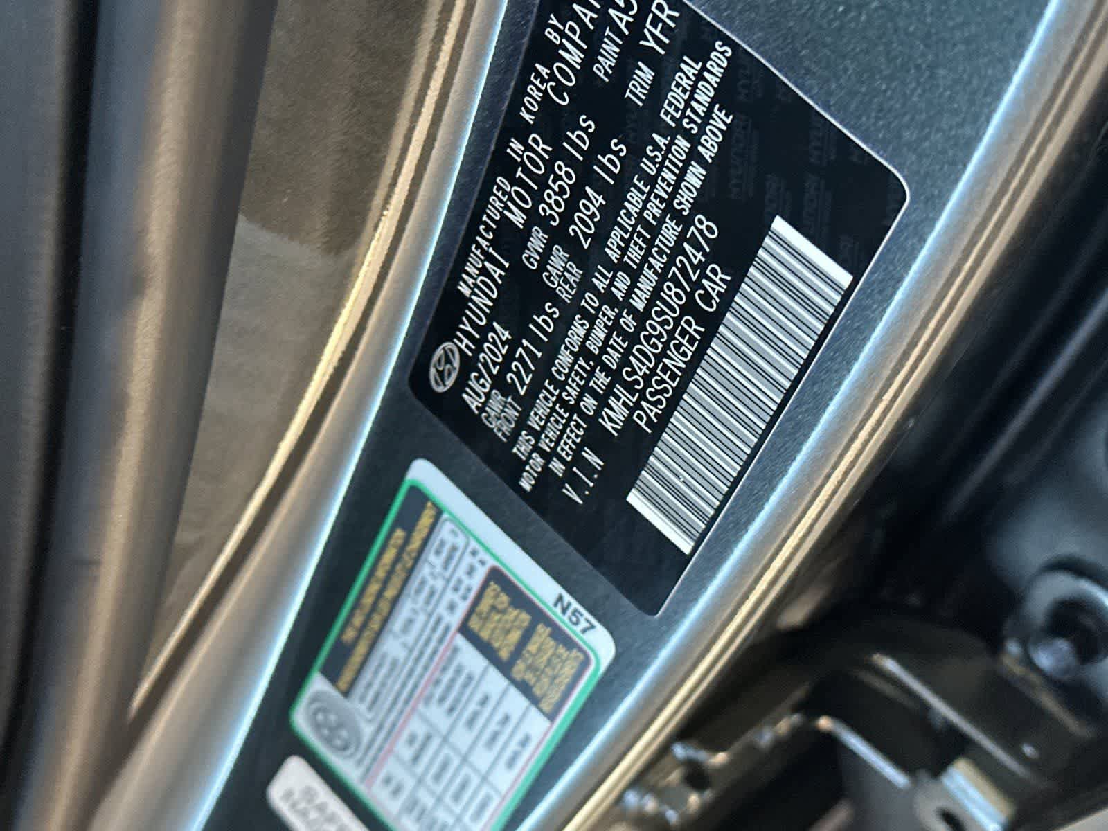 Used 2025 Hyundai Elantra SEL FWD image 31