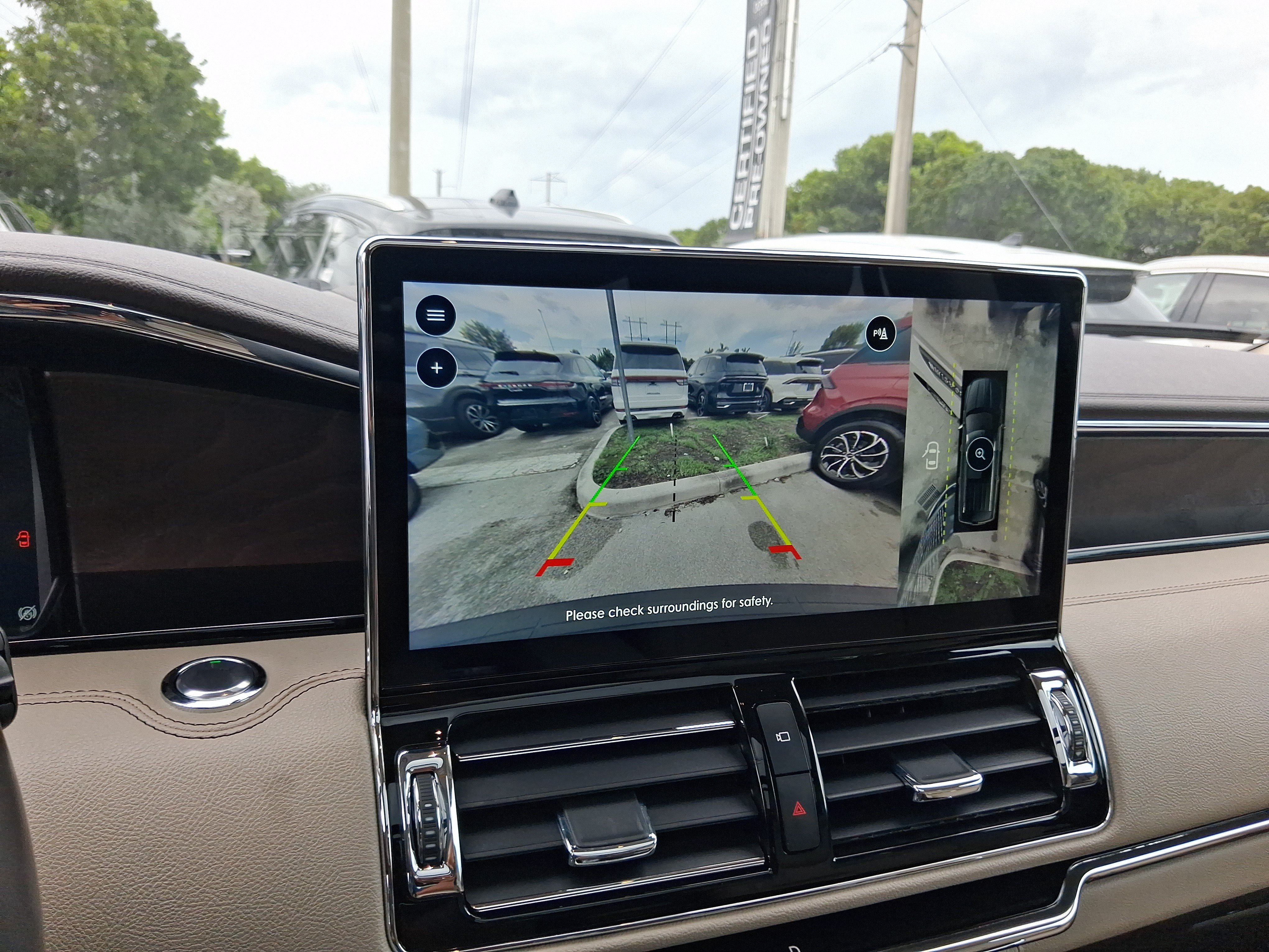 Used 2023 Lincoln Navigator L Reserve RWD image 20