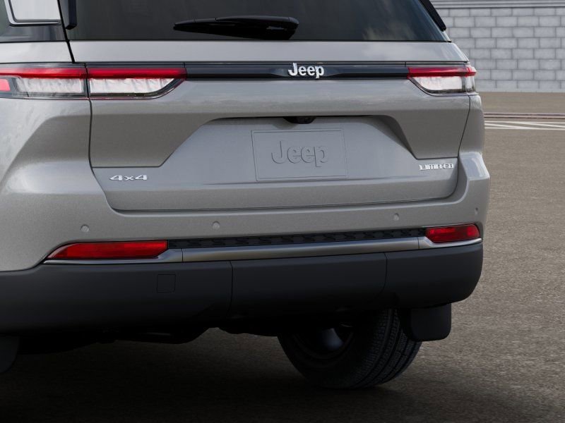 New 2026 Jeep Grand Cherokee Limited w/ Limited Altitude Package AWD/4WD image 13