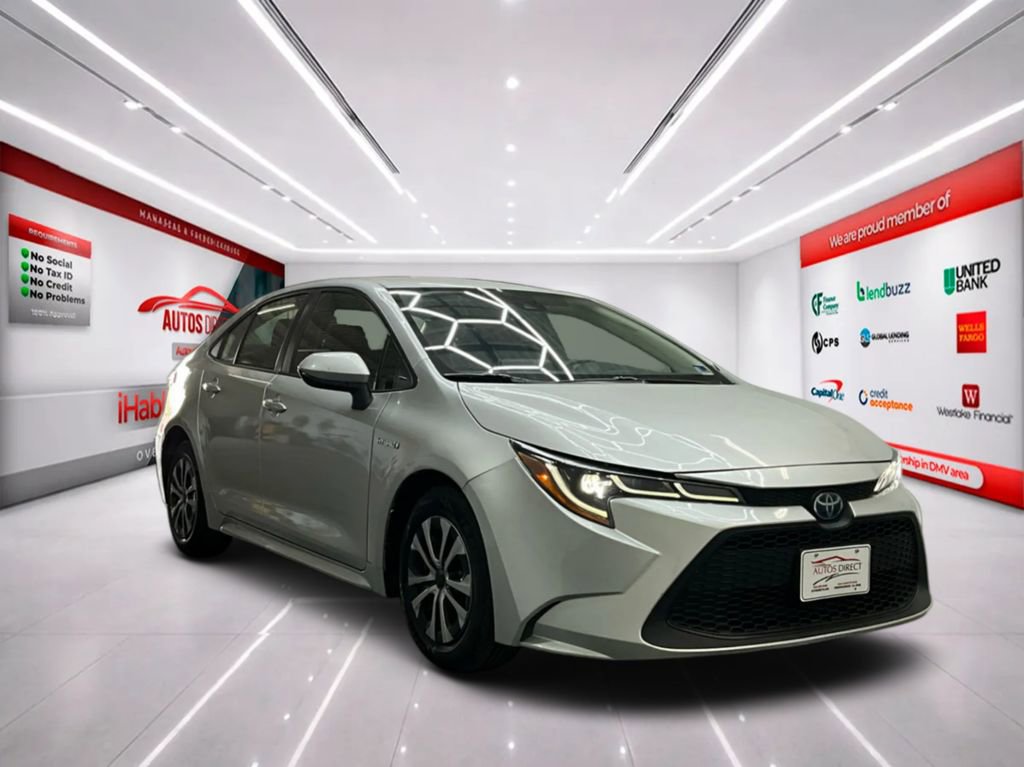 Used 2020 Toyota Corolla LE image 2