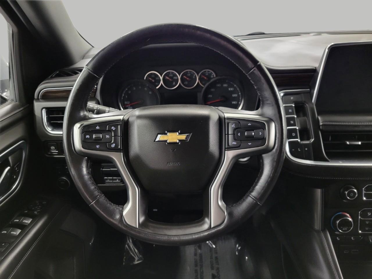 Used 2021 Chevrolet Suburban LT w/ Luxury Package image 5