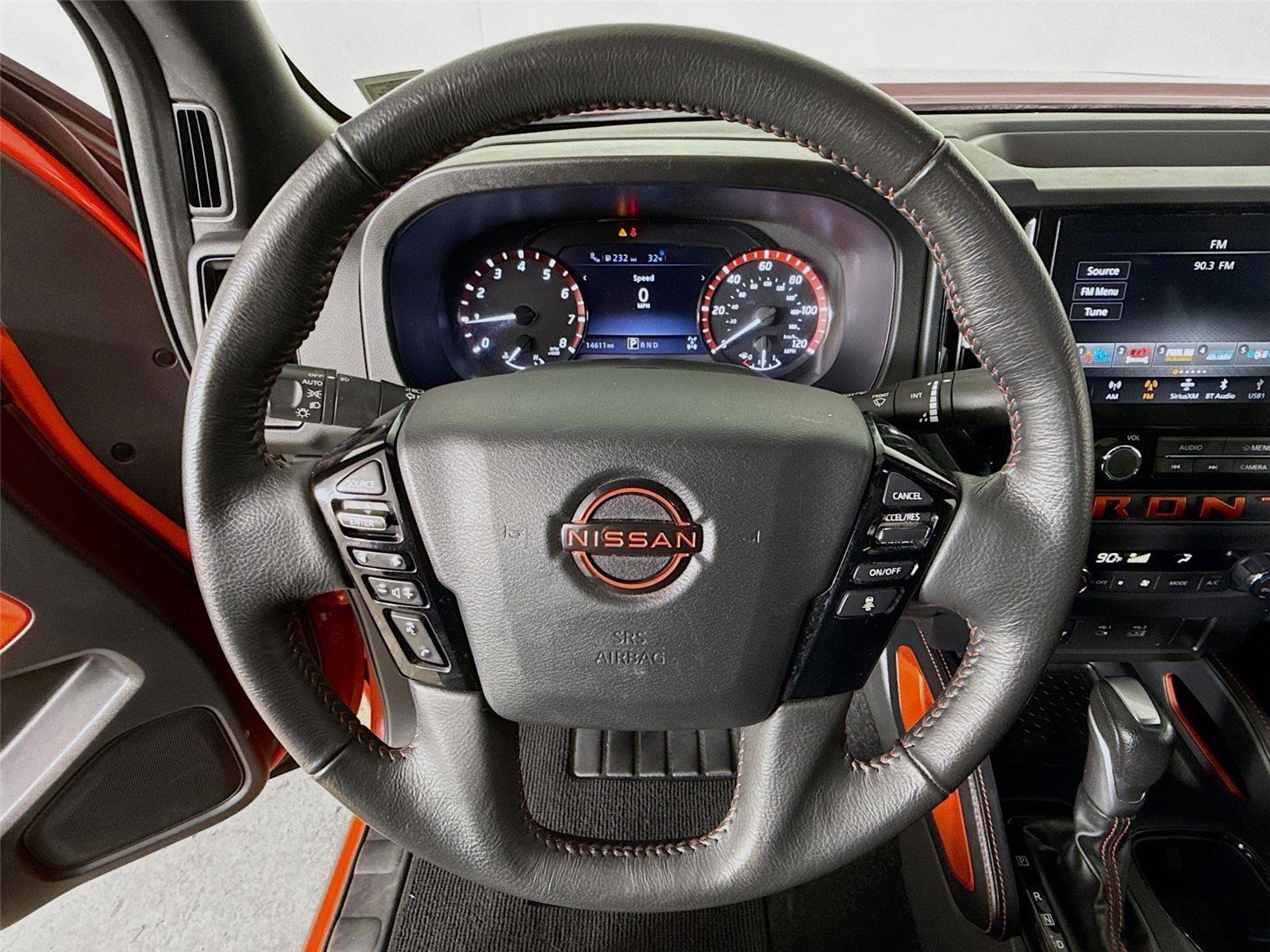 Used 2025 Nissan Frontier PRO-4X image 12