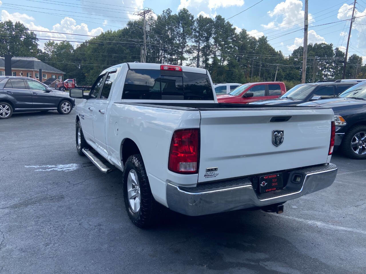 Used 2015 RAM 1500 Classic SLT image 8