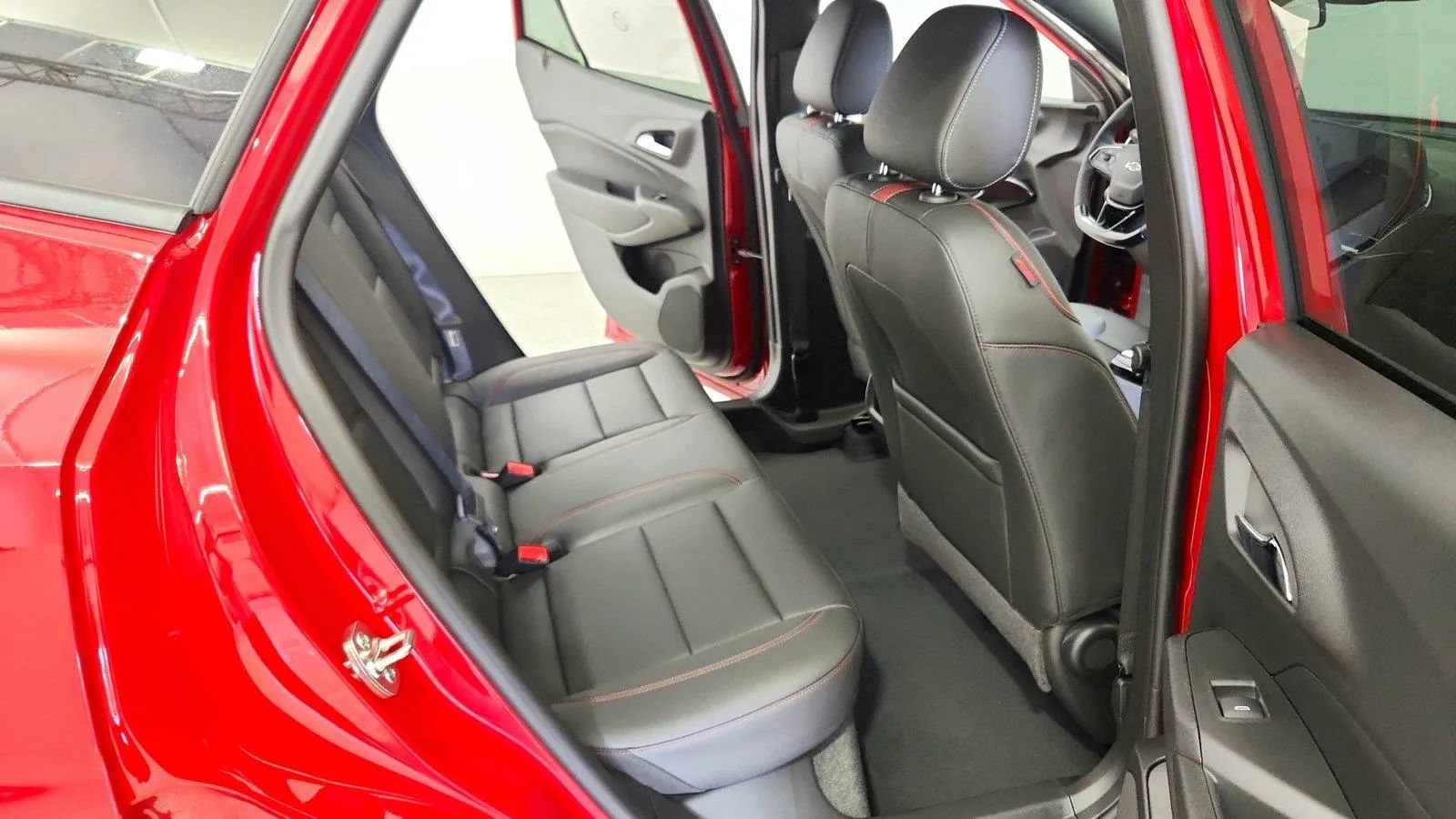 New 2026 Chevrolet Trax RS w/ Driver Confidence Package FWD image 27