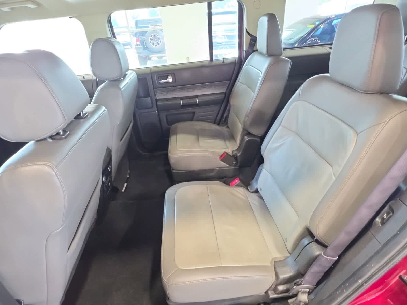 Used 2019 Ford Flex SEL w/ Equipment Group 202A AWD/4WD image 33